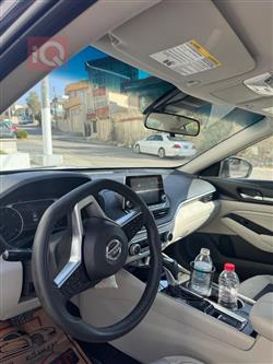 نيسان ألتيما